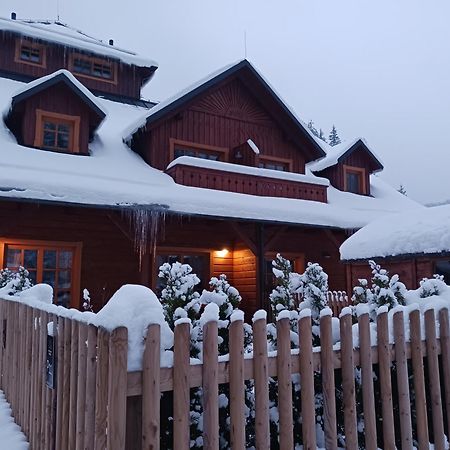 Apartman Jezerne Велке Карловіце Екстер'єр фото